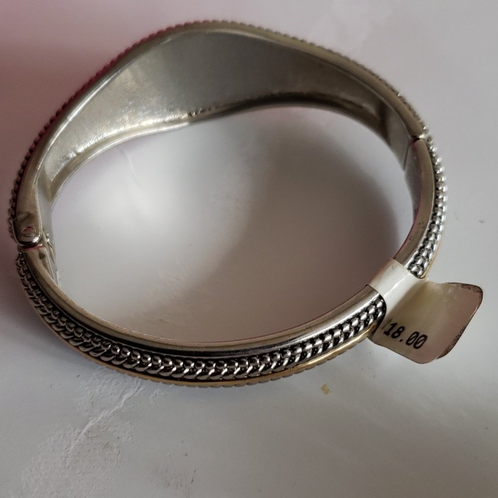 Bracelet - Picture 2 of 3